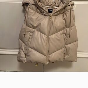 Zara vest